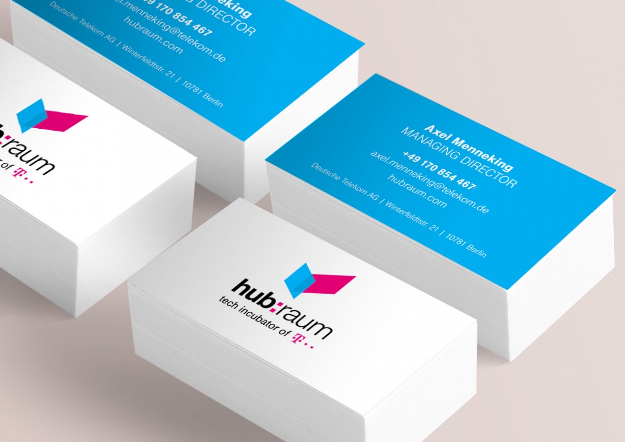 Svenja Limke <strong>hubraum – tech incubator by Deutsche Telekom</strong></br>Coporate Identity/CD – Visual Concept